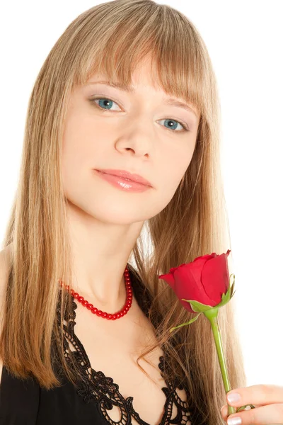 Schöne Frau mit roter Rose isoliert auf weißem Grund — Stockfoto