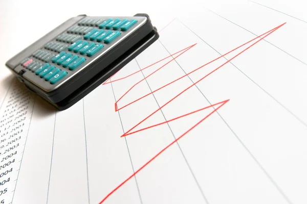 A grafikonon kalkulátor — Stock Fotó