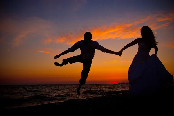 Love on the sunset coast — Stock Photo, Image