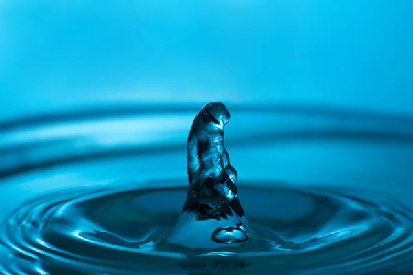 Gota de água de perto — Fotografia de Stock