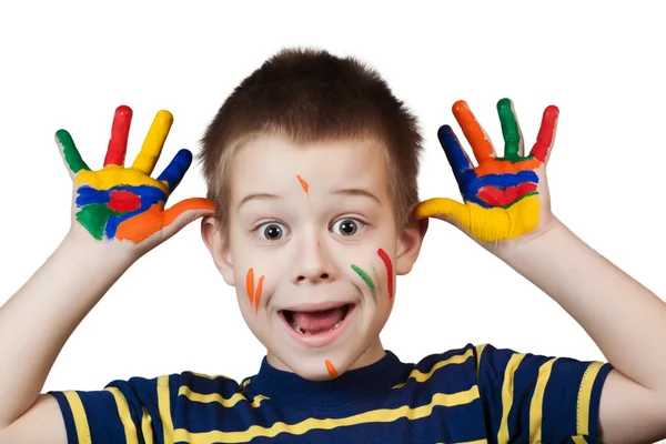 Niño mostrando sus manos de colores — Foto de Stock
