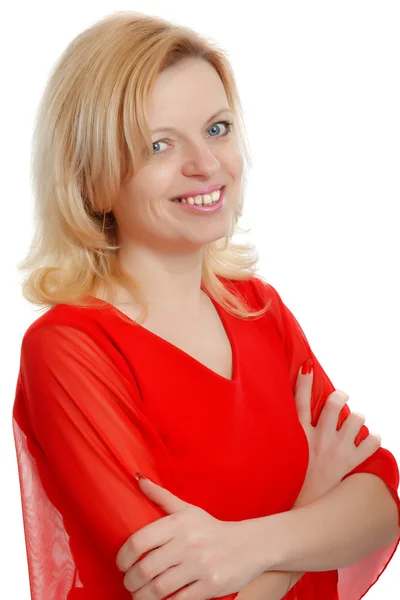 Mujer sonriente en una blusa roja — Foto de Stock