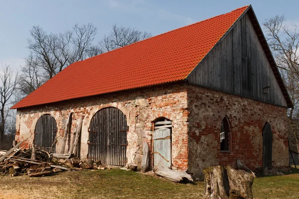 Stara Cegła stodoła — Zdjęcie stockowe