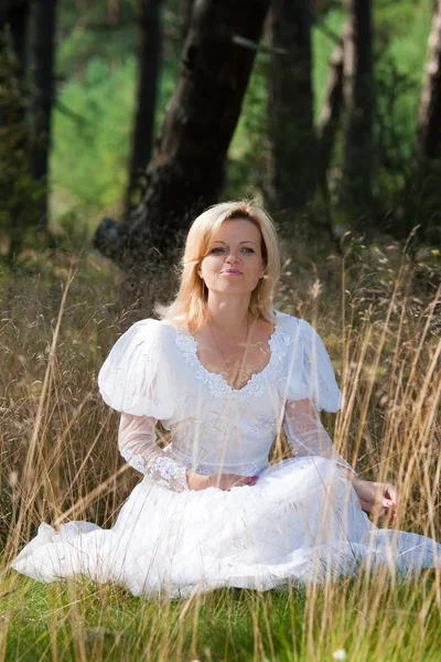 stock image Bride in forest