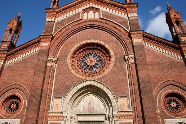 Церковь Санта Мария дель Кармине, Милан, Италия — стоковое фото