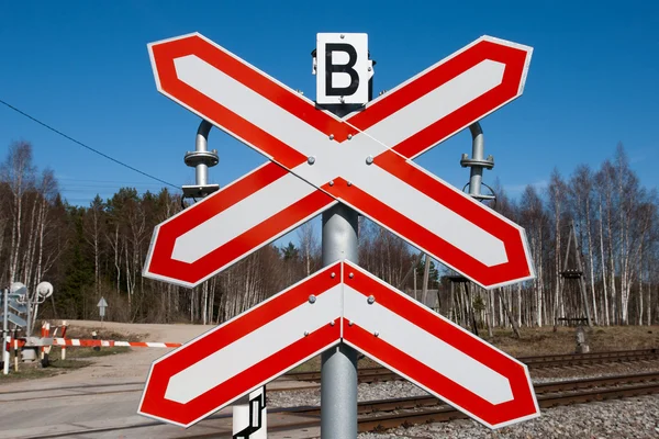 Señal de cruce ferroviario rural —  Fotos de Stock