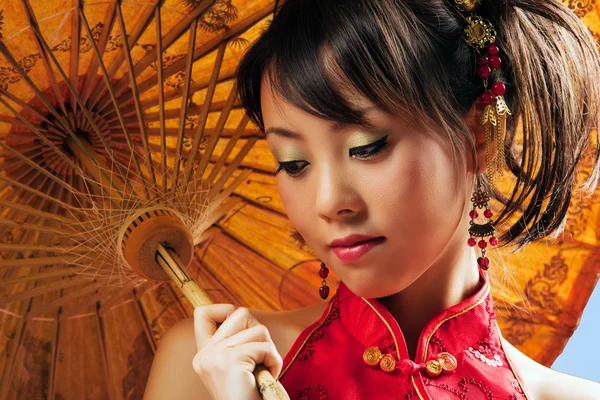 Asiatisches Mädchen — Stockfoto