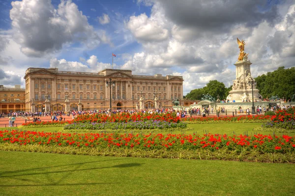 Букингемский дворец, Лондон, Великобритания — стоковое фото
