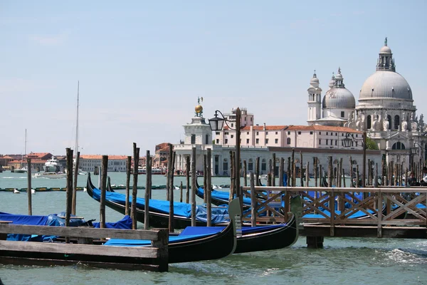 Gondolas i Venedig, Italien — Stockfoto