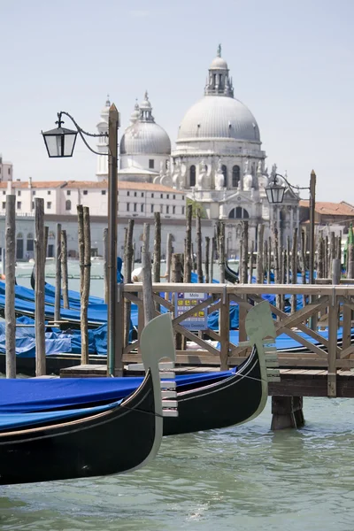 Gondolas i Venedig, Italien — Stockfoto