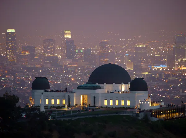 Туманная ночь в Лос-Анджелесе — стоковое фото