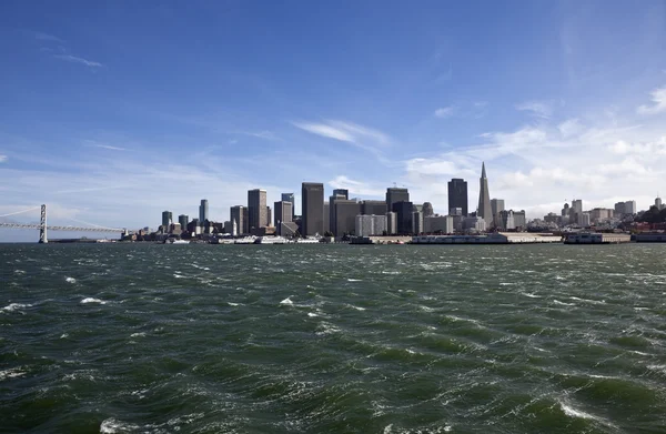 Baie de San Francisco avec des vagues venteuses — Photo