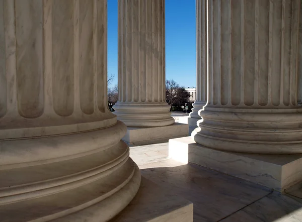 Colonne della Corte Suprema — Foto Stock