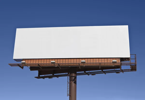 Billboard en blanco grande —  Fotos de Stock