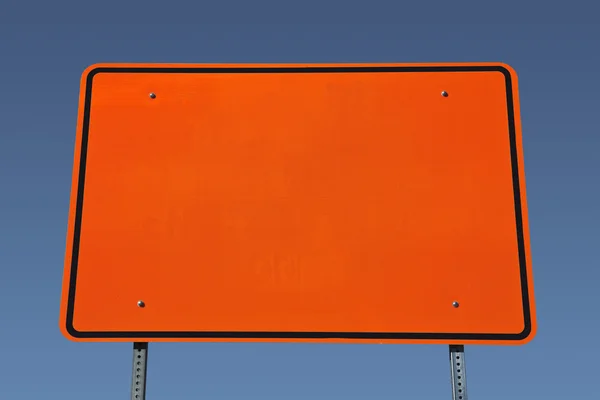 大きな空白オレンジ高速道路標識 — ストック写真