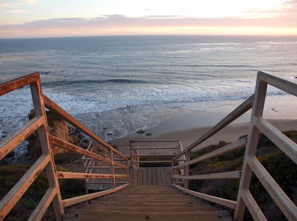 Okyanus merdiven — Stok fotoğraf