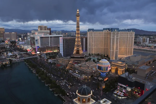 Nuages de tempête de la bande de Las Vegas au crépuscule — Photo