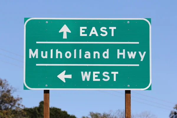 Mulholland Hwy Sign in Los Angeles — Stock Photo, Image