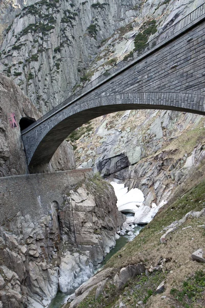 Devil's bridge at St. Gotthard pass, Switzerland. Alps. Europe — Stock Photo, Image