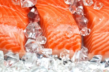 Salmon on ice clipart