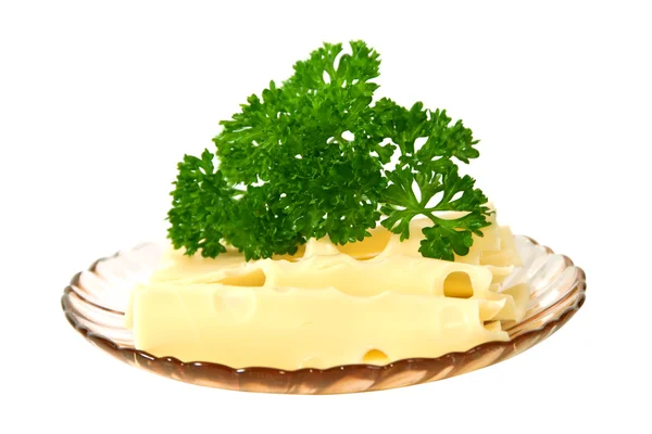 Τυρί με ένα κλαδάκι μαϊντανό που απομονώνονται σε λευκό φόντο. — Φωτογραφία Αρχείου