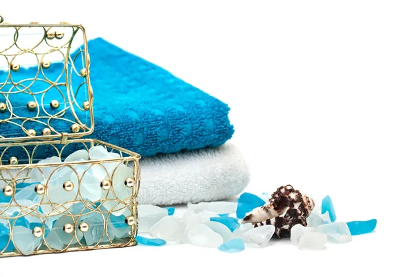 Towel and bath salts. Spa background — Stock Photo, Image