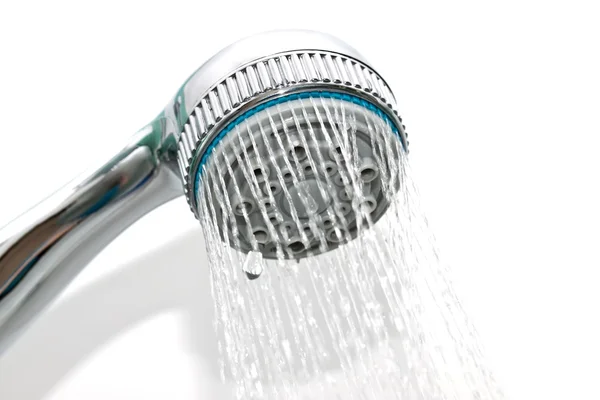 Agua que fluye de la ducha —  Fotos de Stock