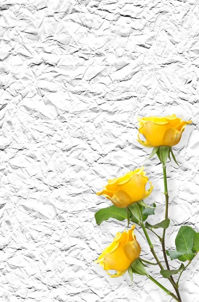 Vecchio sfondo di carta con belle rose — Foto Stock