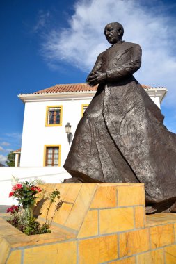 Estepona içinde heykel