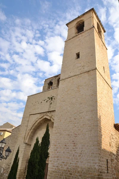 Kirkon torni — kuvapankkivalokuva