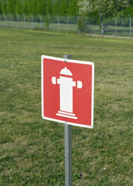 Fire hydrant znak — Zdjęcie stockowe