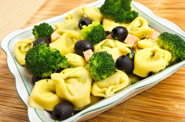 tortellini salatası