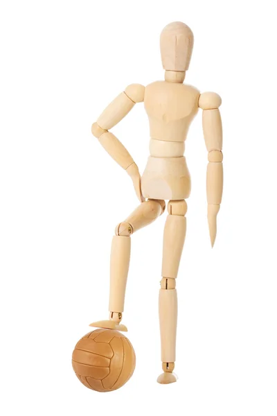 Дерев'яна лялька з футбольним м'ячем — стокове фото