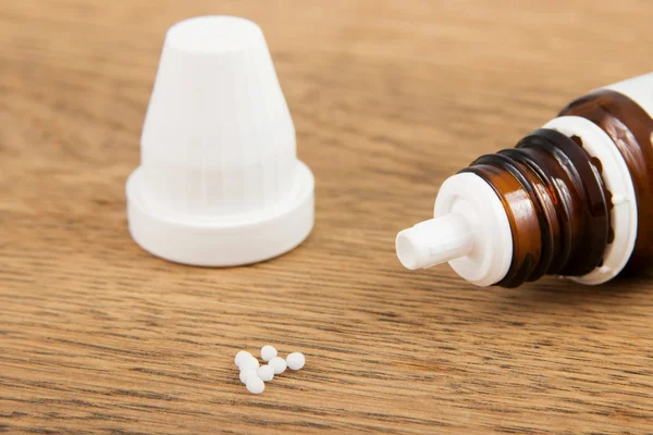 Homeopatycznych kuleczek — Zdjęcie stockowe