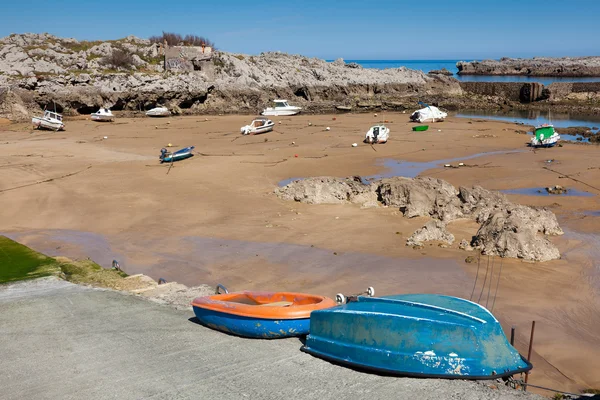 Beach of Islares, Cantabria, Spain — Stock Photo, Image
