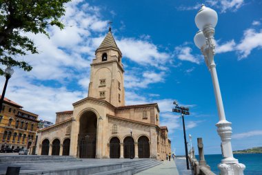 Church of santa catalina, gijon, asturias, İspanya