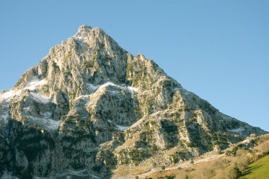 ramales de la victoria, cantabria (İspanya yakınındaki dağ)