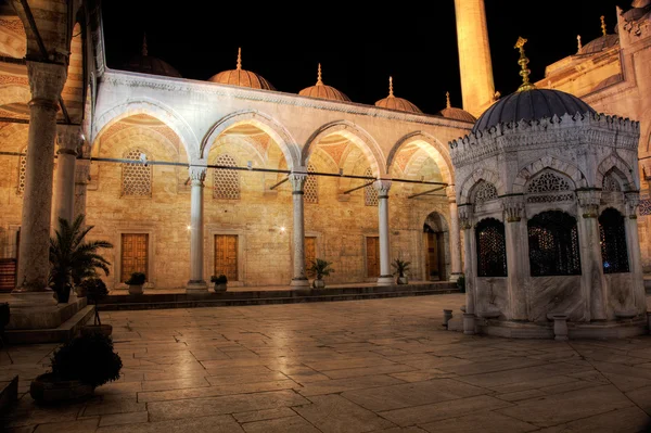 Yeni Meczet w nocy, istanbul, Turcja — Zdjęcie stockowe