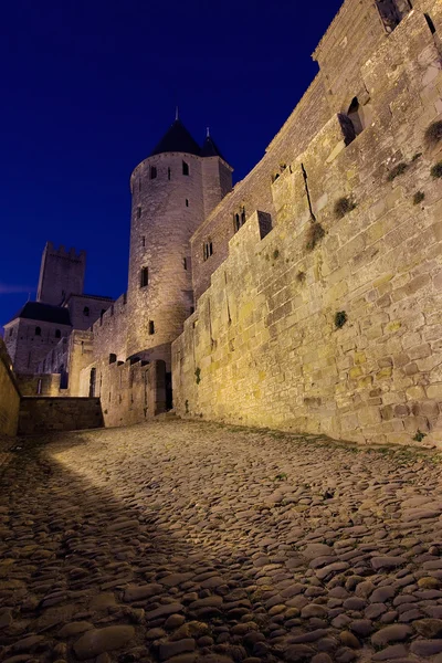 Murarna i carcassonne mörk — Stockfoto