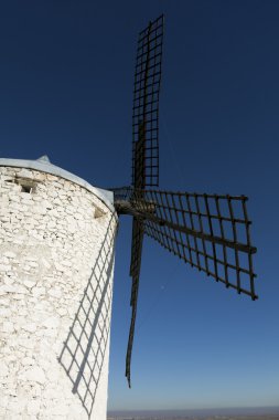 Consuegra, castilla la mancha, İspanya'da yel değirmeni