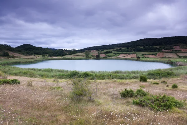 Lake gayangos, burgos, castilla y leon, İspanya — Stok fotoğraf