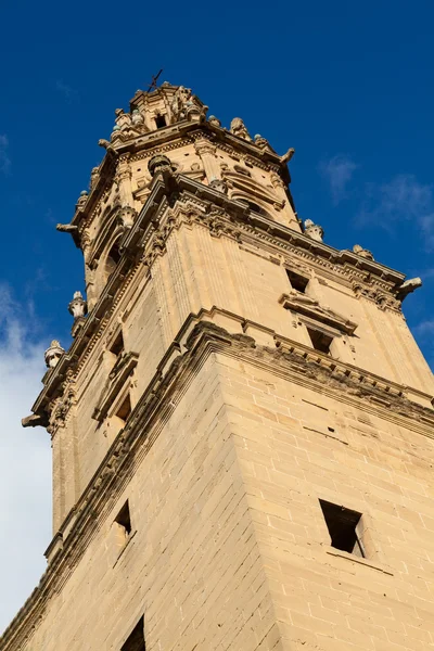 Klokkentoren in de kerk van la rioja, haro, Spanje — Stockfoto