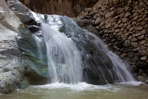 Vodopád v Dvoulůžkový, Maroko — Stock fotografie