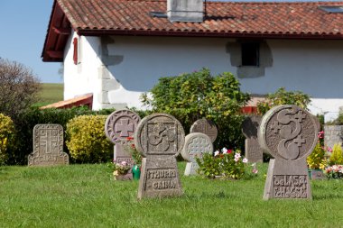 Mezarlık ainhoa, pirenees atlantiques, Fransa