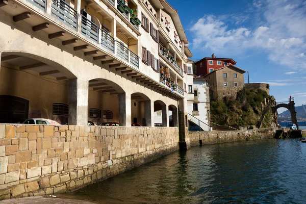 Huizen van gipuzkoa, pasaia, Spanje — Stockfoto