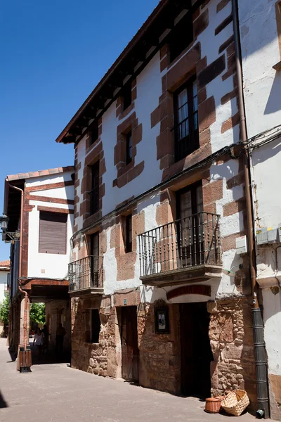 Street of Ezcaray, La Rioja, Spain — Stock Photo, Image