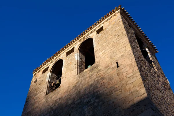 Klocktornet av poza de la sal, burgos, castilla y leon, Spanien — Stockfoto