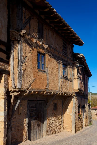 Straat van calatanazor, burgos, castilla y leon, Spanje — Stockfoto