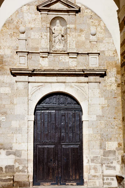 Kostel San andres, zdechlina de los condes, Tierra del campos, p — Stock fotografie