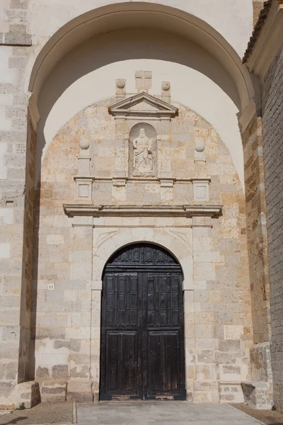 Kościół San andres, padlinę de los condes, tierra de campos, p — Zdjęcie stockowe
